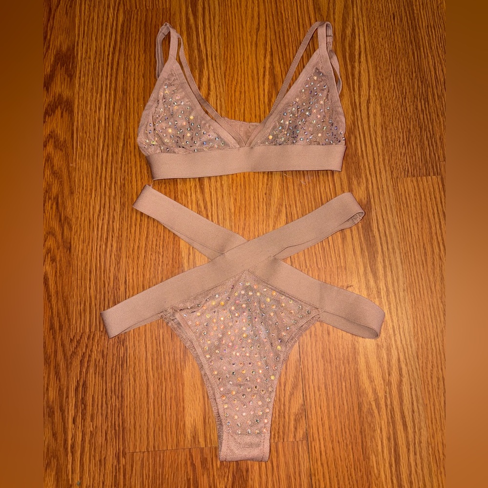 Windsor Tan Sparkly lingerie Set